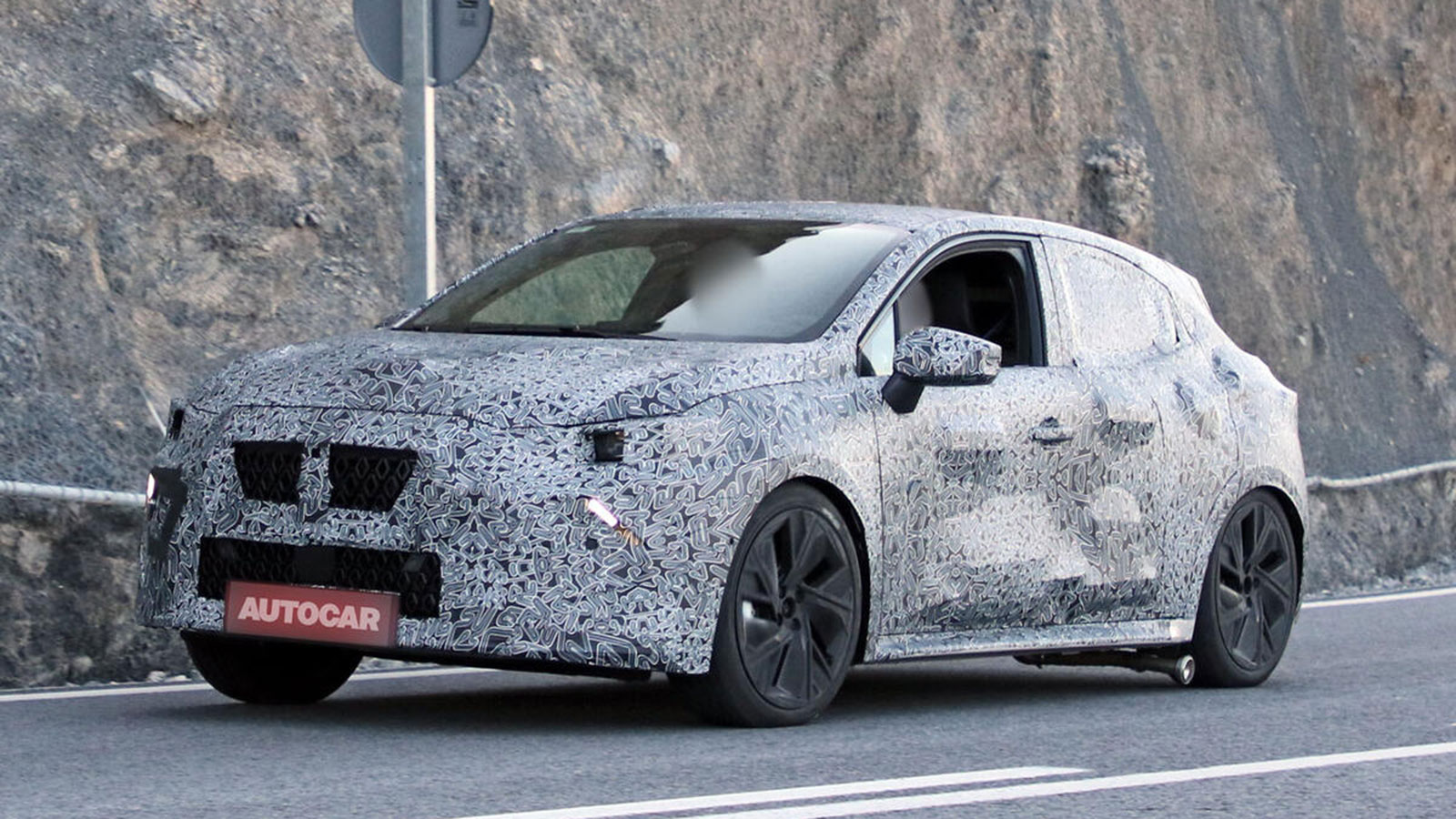 Νέο Renault Clio: Αποκαλυπτήρια τον Σεπτέμβρη στο Μόναχο